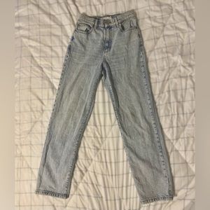 Garage Mom Jeans-no rips